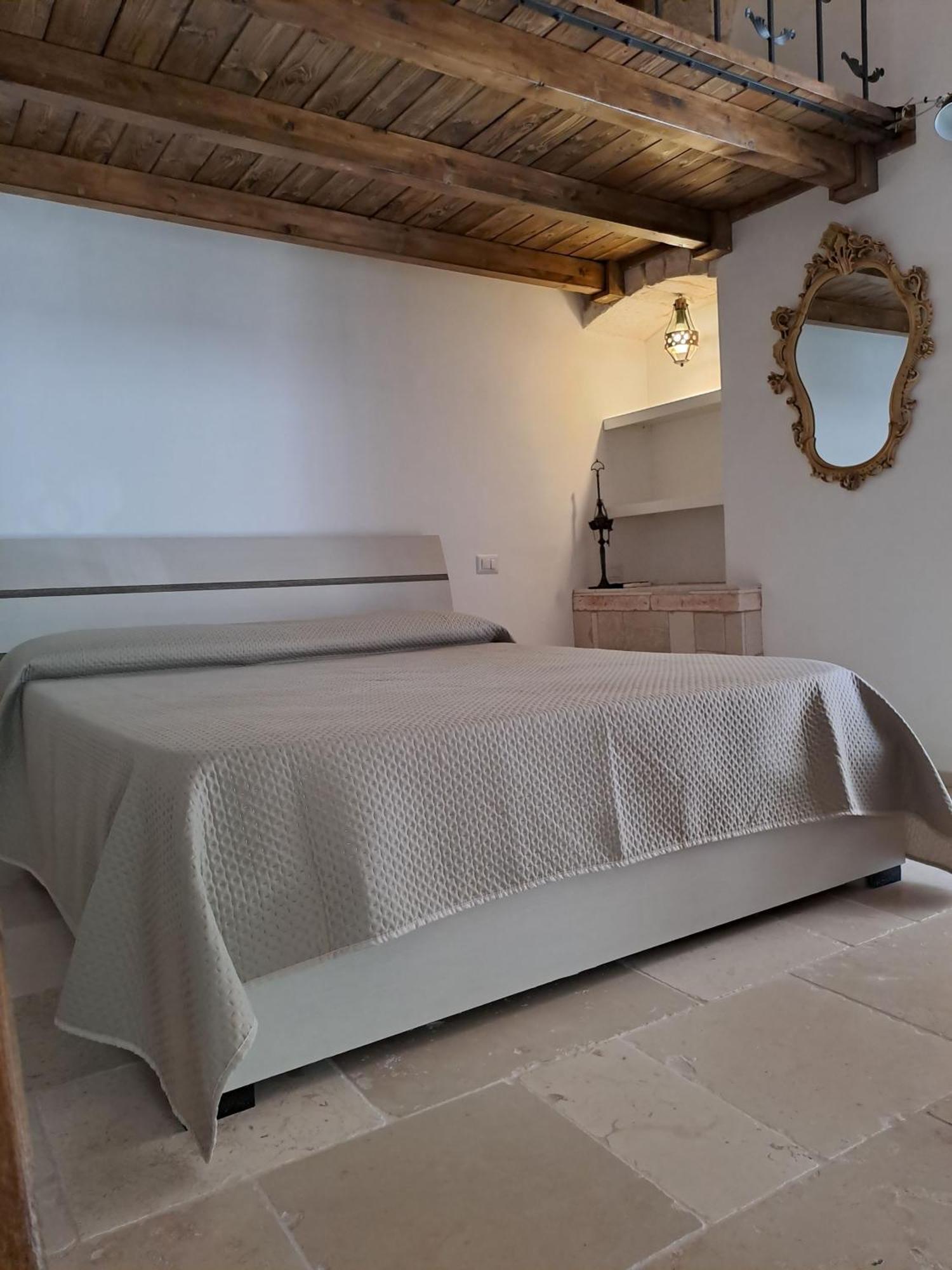 Petrakis House Otel Ostuni Dış mekan fotoğraf